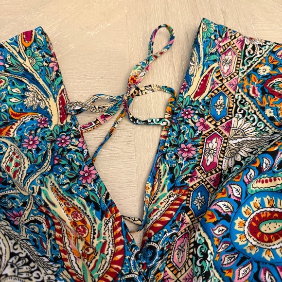 Cupshe Red, Yellow and Blue Flowy Beach Cover Up or Sundress - Picture 4 of 7